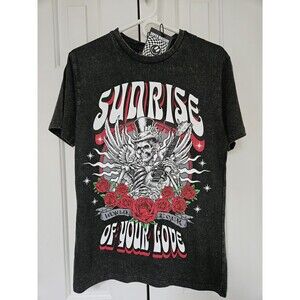 Super Massive Mens T-Shirt Size Small Short Sleeve Skulls Biker World Tour